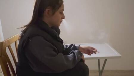 SMOKING BAILEY NOSE EXHALES