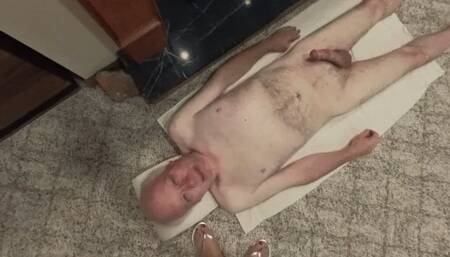 Flip Flop Trampling With Trampleguy