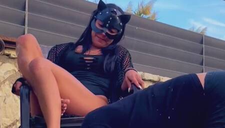 Riding & Feeding my dog in Public Garden