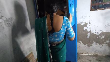 Very Beautiful Sister-in-law Has Sex with Her Brother-in-law Before Going to the StepMother's House in Clear Hindi Voice.