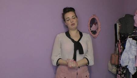 Estate Agent Desperate To Make A Sale