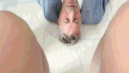 My boss is my slave MP4 (1920x1080) FHD