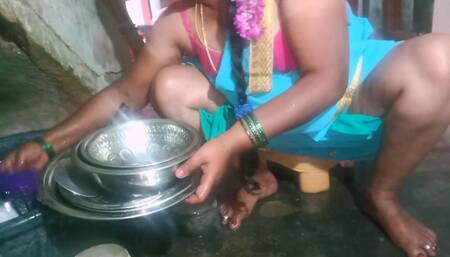 Cleaning Indian Porn Aunty Food Plate