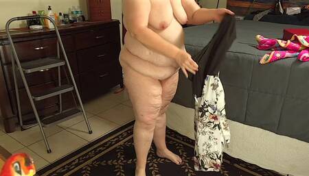 I m gonna hurry up and cum down off this step ladder so I don t get caught by the plumber with my pussy showing, this could be nuts - BBW SSBBW