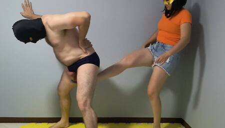 556 Ballbusting in my flip flop toes