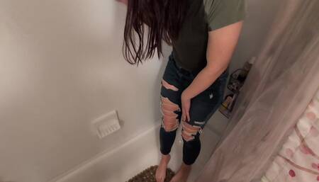 Amateur Girl Pee Desperation in Jeans