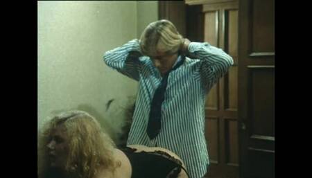 Hot Busty Mature MILF Fucked and Cumshot in Mouth with a Blowjob From Huge Vintage Cock