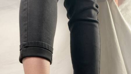 A Shoejob with Adidas Campus Sneakers - Cock Trampling, Shoejob, CBT - Tramplegirl uses her well worn sneakers and let him explode on her shoes - cumplay scenes included - sidecam only - 4k