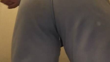 Pussy rub strip tease phat ass