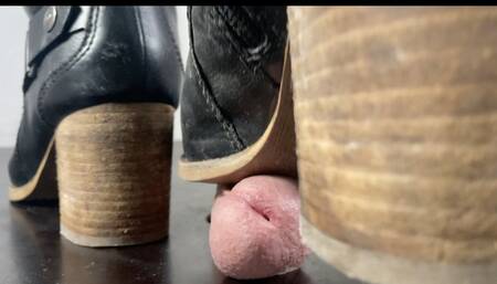 A Bootjob in black Leather Boots - Tramplegirl in black Nylons and well worn patent leather boots is giving a shoejob and crushes the cum out with her heels - cock trampling, CBT, Shoejob and Boot domination - 4k - doublecam