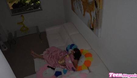 Stepdaughter Squirts on Step Dads Dick After Watching Scary Movie