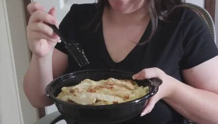 Feedee Gets BellyAches & Burps From Overstuffing Pasta