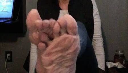 TIME OUT FOR A FOOT STRETCH