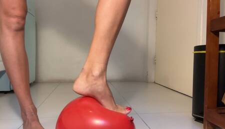 Nail Goddess teasing & popping balloon with bare feet