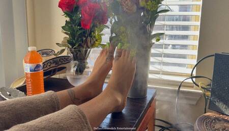 “Wife’s sexy feet relaxing in steam”