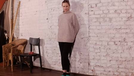 MILF used as a sex toy ( full BTS)