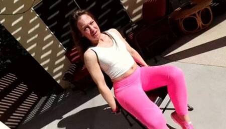 INEED2PEE IPOD Cheyenne Jewel chair bound & pissing yoga pants