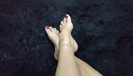 The Pronounced Arches of the Goddess Angelin (1)