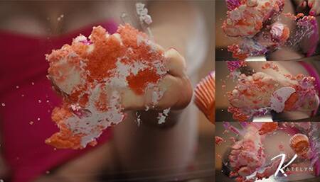 Goddess Crushes Cupcakes starring Katelyn Brooks (4K)