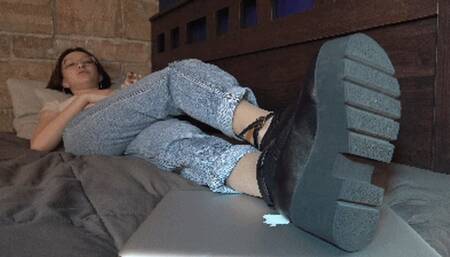 Lizzy's Jerk Off Encouragement - Full HD 1080p Version