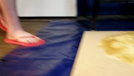 Liz Cooper Stuck in Alien Cum 3