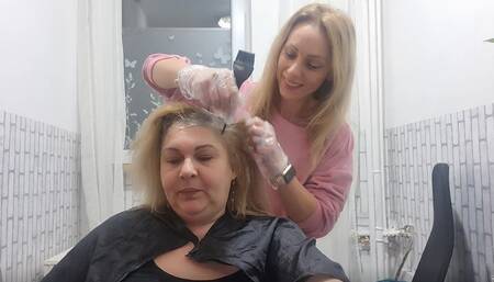 bleaching my friend kendra hair