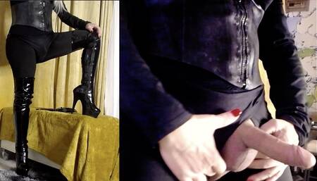 PLAYING SOLO IN BLACK PVC THIGH HIGH BOOTS AND CATSUIT SHEMALE TRANSEXUAL