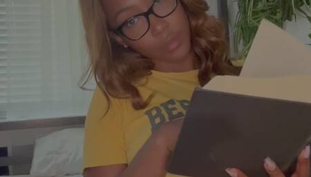 Ebony giantess ignoring youb