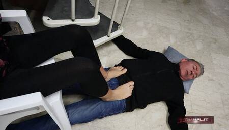 A1009 Lady Black Rose in Cocktrample