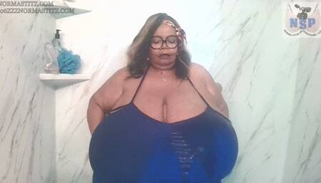 WATER THOSE HUGE NATURAL TITS PLIUS NORMA STITZ