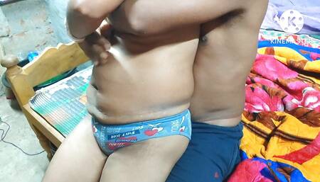 Aunty Left Naked in India Desi Style Video