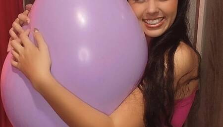 BALÕES - PISANDO EM BALÕES