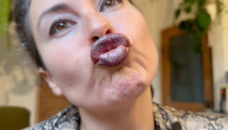 kisses with different lipstick aV4