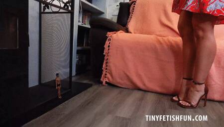 TFF1791 - Giantess Hannah Shaw happens upon a 10inch Man in her living room - 1080 HD MP4