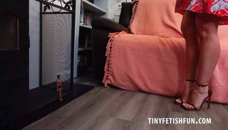 TFF1791 - Giantess Hannah Shaw happens upon a 10inch Man in her living room - 4K UHD MP4