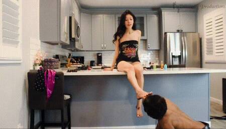 Miss Mia Dirty Foot Cleaning