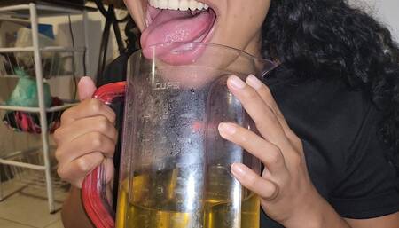 Drink 1 Liter of Piss From the Blender at Once