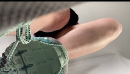 A Giantess Shoejob in Altra Sneakers -Tramplegirl in Running sneakers tramples the cum out of his cock - A Shoejob in Altra Sneakers -Tramplegirl in Running sneakers tramples the cum out of his cock and let him cum on her sneakers - Giantess, POV and Upsk