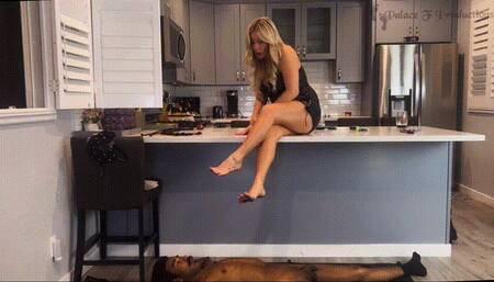 Princess Izzy Suffer For My Dirty Feet