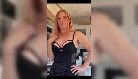Caught Jerking to Stepmom's Photos