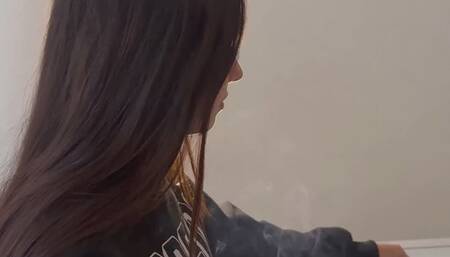 SMOKING ILINIA FRENCH BREATHES