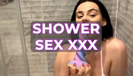 SHOWER SEX XXX