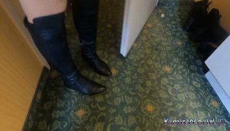 Do you like my black boots and brown pantyhose ?