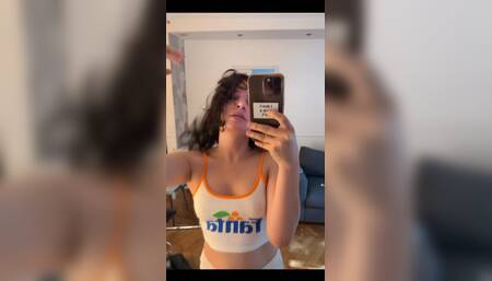 Vibing on the Mirror