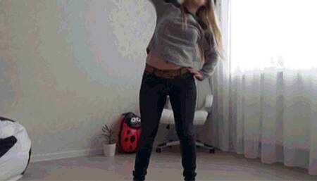 exposing belly button while arched back BBn