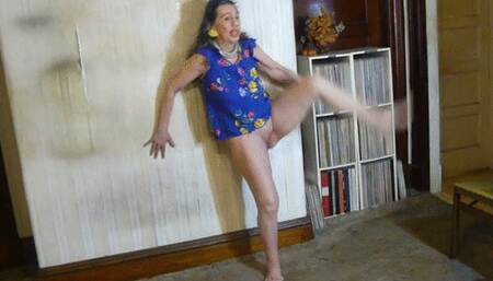 Erotic freestyle dance on Montego Bay song