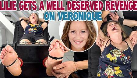 LILIE GETS A WELL DESERVED REVENGE ON VERONIQUE - FULL HD MP4
