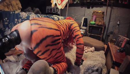 Butt Girl Tiffany Ciskiss Cosplay Tigra Pt 2 Femboy Fucking Huge Toys