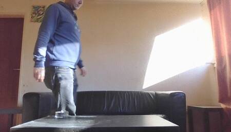 You are the pig who has to lick my dirty feet clean !