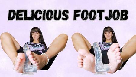 Delicious footjob